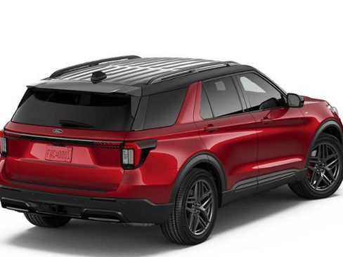 New 2026 Ford Explorer ST-Line w/ ST-Line Street Pack image 3