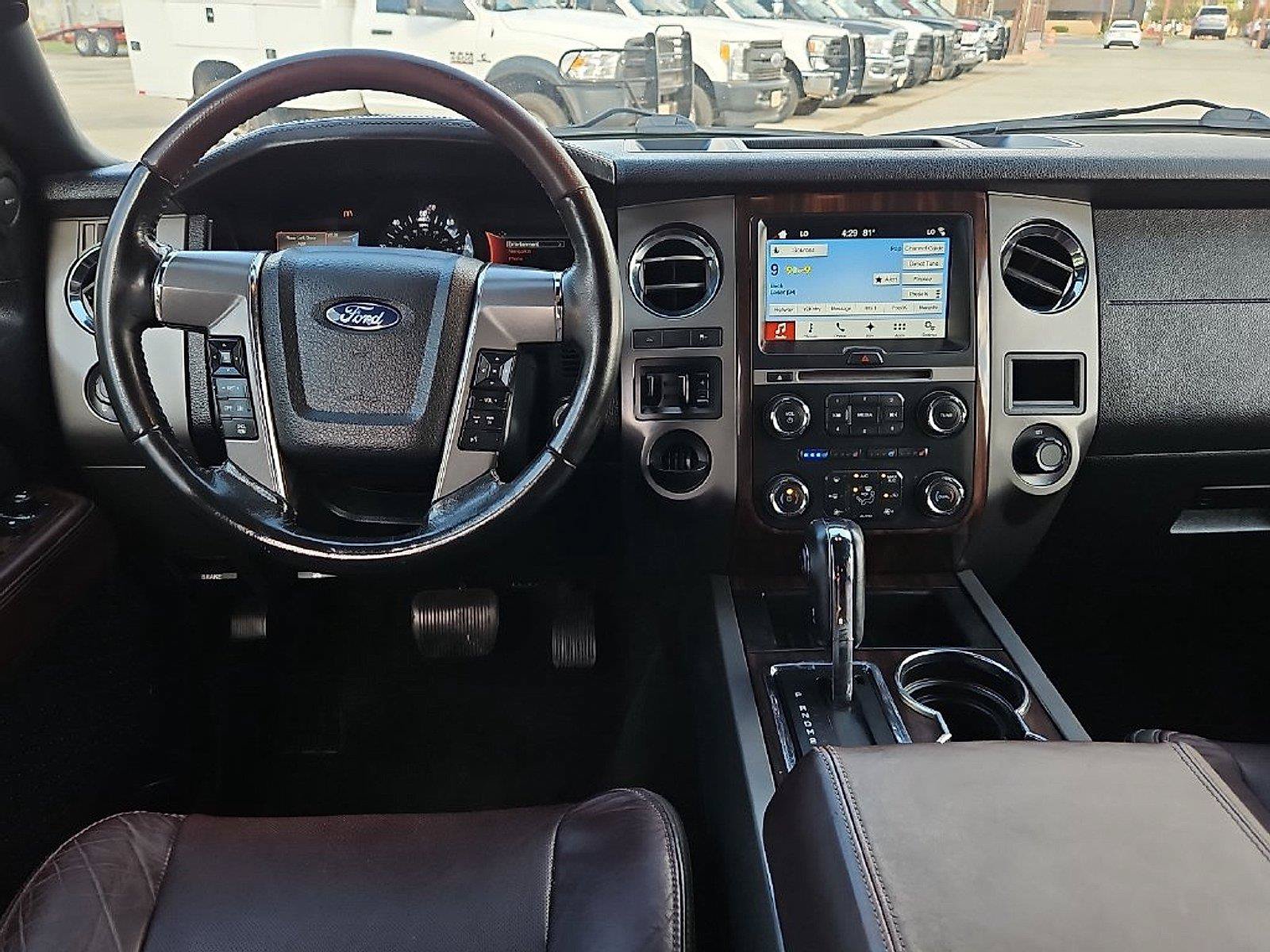 Used 2017 Ford Expedition EL Platinum RWD image 18