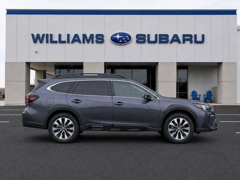 Used 2025 Subaru Outback Limited w/ Popular Package #2 AWD/4WD image 9