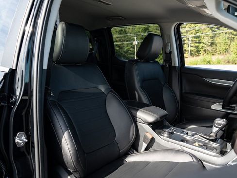 New 2025 Ford Ranger Lariat w/ FX4 Off-Road Package image 22