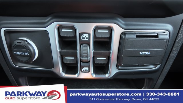 Used 2023 Jeep Gladiator Sport AWD/4WD image 20