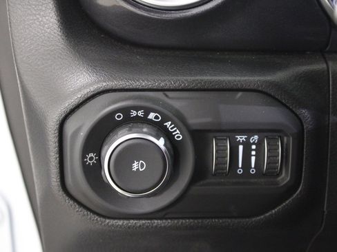 Used 2022 Jeep Wrangler Unlimited Rubicon w/ Trailer Tow Package image 18