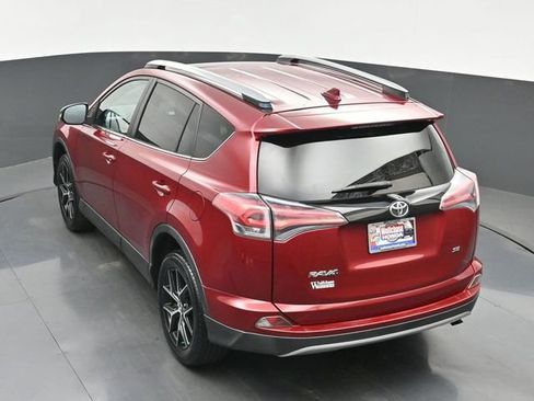 Used 2018 Toyota RAV4 SE w/ Power Extra Value Package FWD image 33