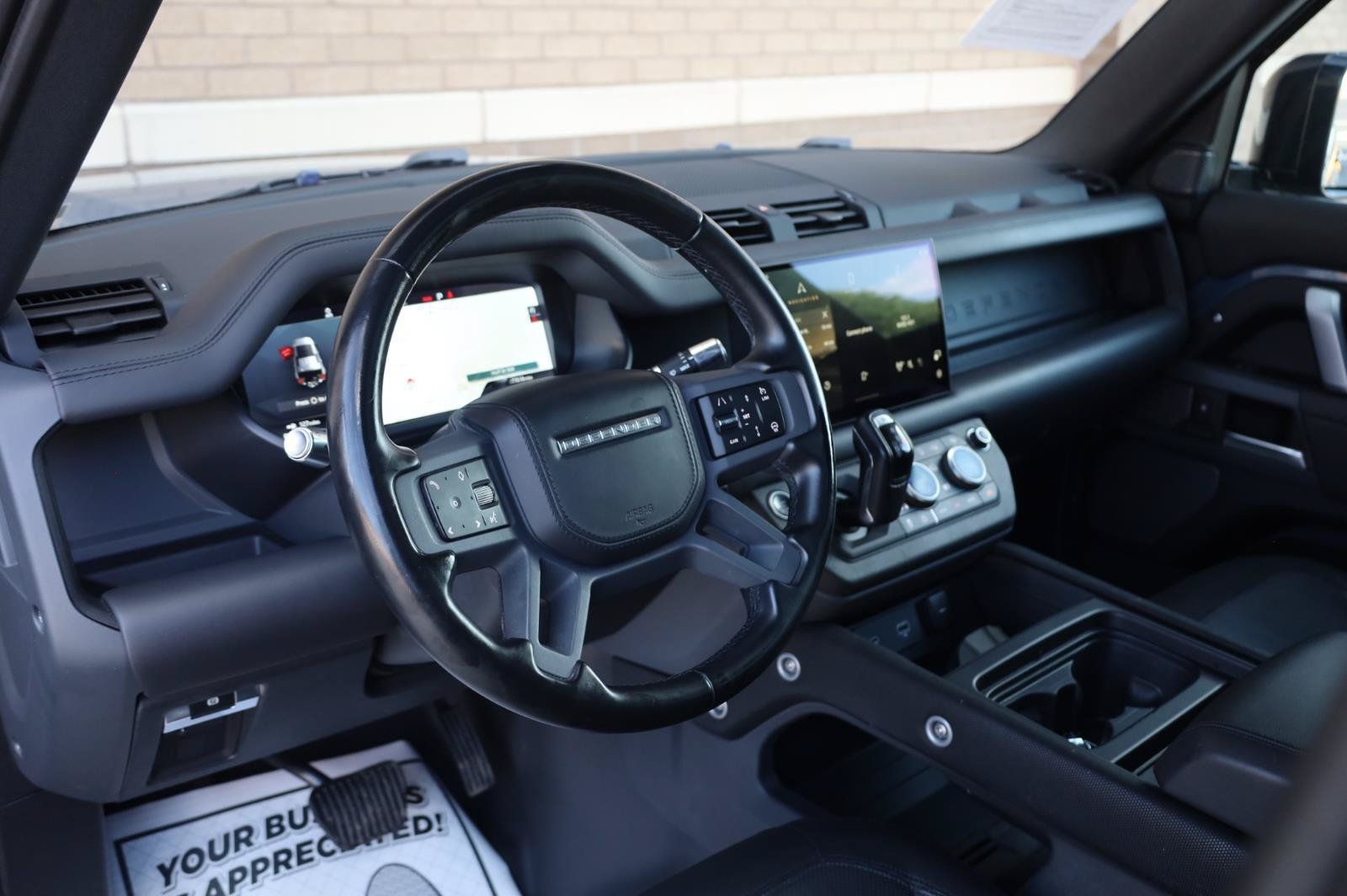 Used 2022 Land Rover Defender 110 X-Dynamic HSE AWD/4WD image 16