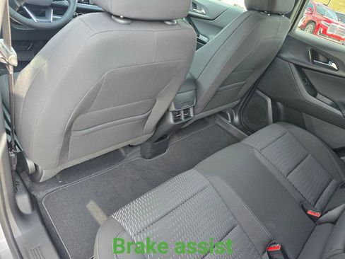 New 2026 Chevrolet Equinox LT image 24