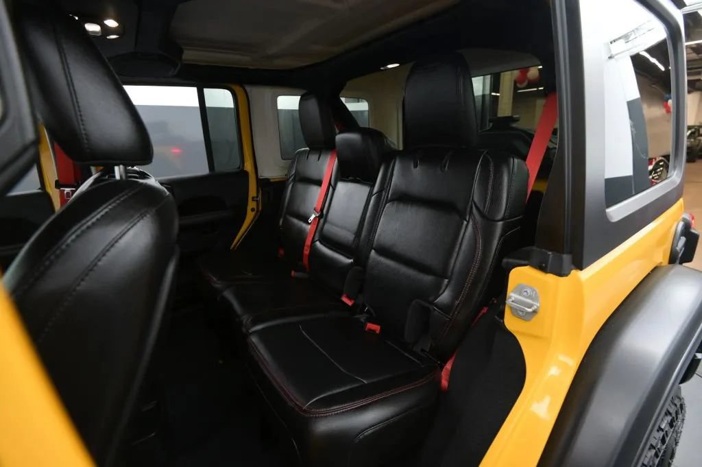 Used 2020 Jeep Wrangler Unlimited Rubicon w/ Quick Order Package 28Y Recon AWD/4WD image 46