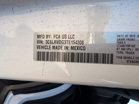 Used 2026 RAM ProMaster 2500 w/ Convenience Group FWD image 31