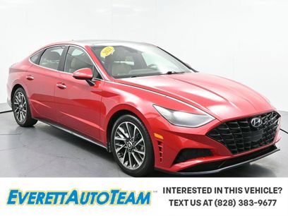 Used 2021 Hyundai Sonata Limited w/ Preferred Accessory Package
