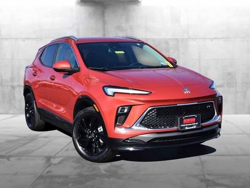 Used 2024 Buick Encore GX Sport Touring w/ Comfort Package image 2