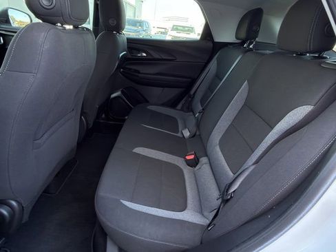 Used 2022 Chevrolet TrailBlazer LS image 24