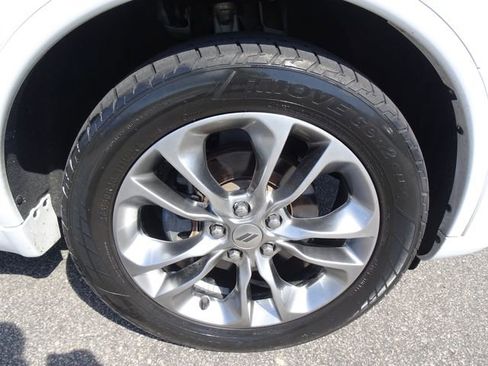 Used 2019 Dodge Durango GT RWD image 32