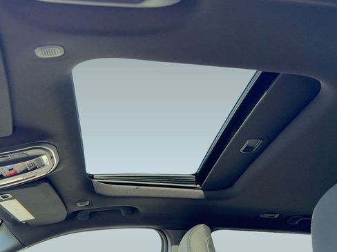 New 2025 Jeep Grand Cherokee Laredo X image 15