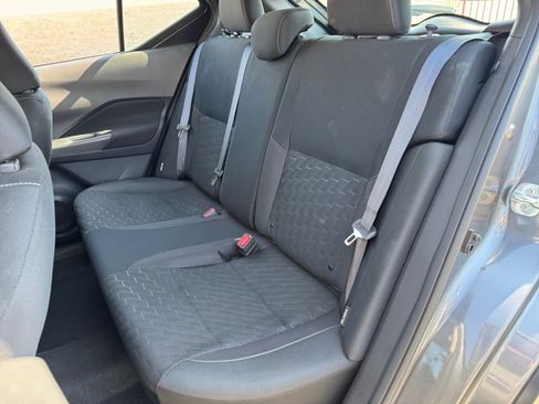 Used 2024 Nissan Kicks SV image 17