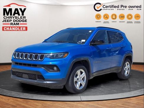 Used 2023 Jeep Compass Latitude w/ Convenience Group image 1