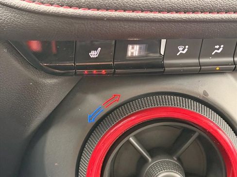 Used 2022 Chevrolet Blazer RS image 20