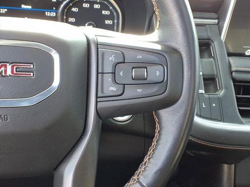 Used 2021 GMC Yukon AT4 image 17