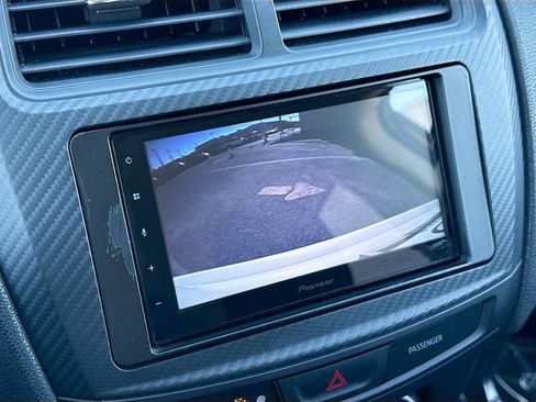 Used 2017 Mitsubishi Outlander Sport LE image 28