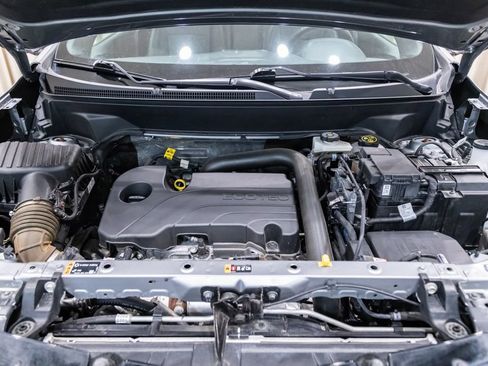 Used 2023 Chevrolet Equinox Premier AWD/4WD image 26