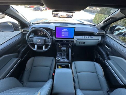 Used 2024 Toyota Tacoma 4x4 Double Cab Hybrid image 14