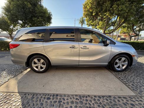 Used 2018 Honda Odyssey EX-L image 4