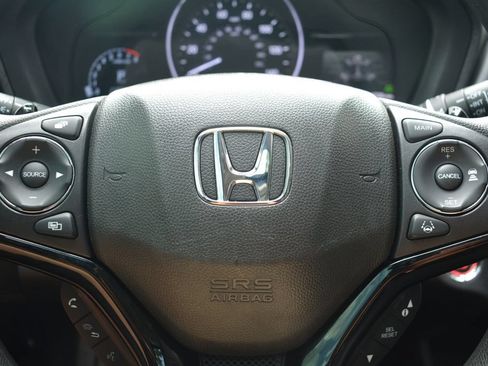 Used 2022 Honda HR-V EX image 12
