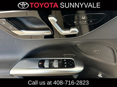 Used 2022 Mercedes-Benz C 300 Sedan image 15
