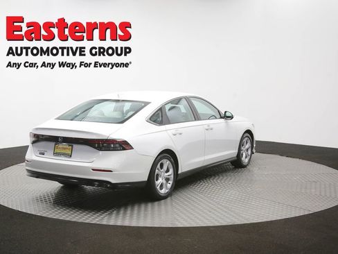 Used 2023 Honda Accord LX image 39