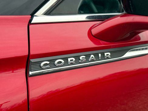 Used 2022 Lincoln Corsair Reserve w/ Sport Package image 12