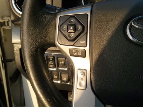 Used 2017 Toyota Tundra Platinum image 26