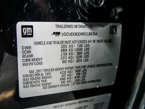 Certified 2024 Chevrolet Silverado 1500 LT AWD/4WD image 33