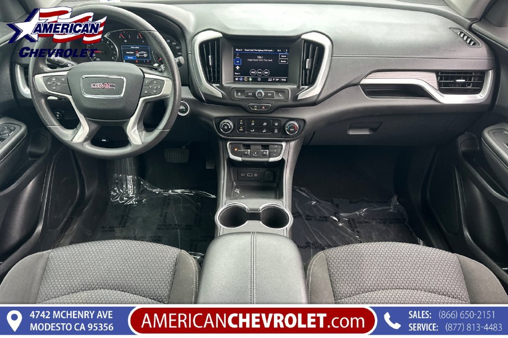 Used 2024 GMC Terrain SLE FWD image 17