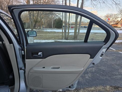 Used 2006 Mercury Milan Premier image 13