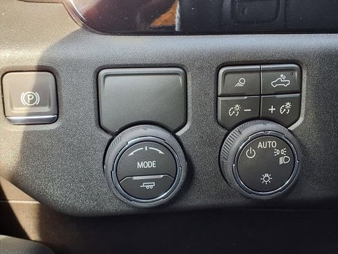 New 2026 Chevrolet Silverado 1500 LT w/ Texas Edition Plus image 9