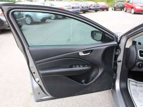 Used 2016 Dodge Dart SE w/ Convenience Group FWD image 11