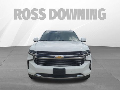 Used 2022 Chevrolet Suburban LT RWD image 2