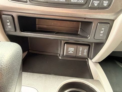 Used 2018 Honda Pilot EX-L image 25