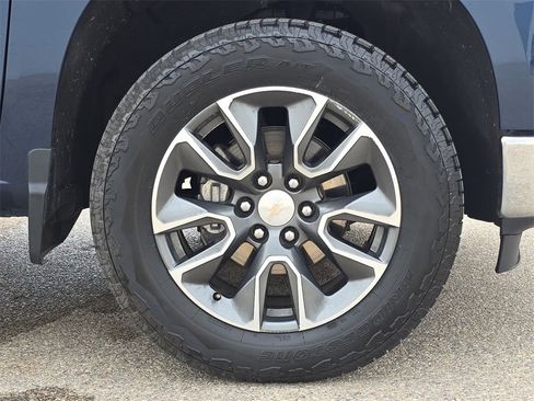 Certified 2023 Chevrolet Silverado 1500 LT image 34