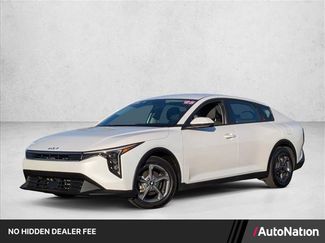 Used 2025 Kia K4 FWD video 1