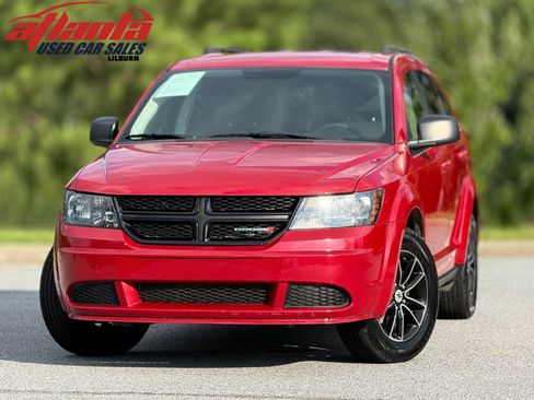 Used 2018 Dodge Journey SE w/ Blacktop Package FWD image 1