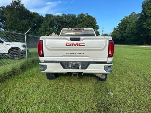Used 2023 GMC Sierra 2500 Denali w/ Denali Ultimate Package AWD/4WD image 5