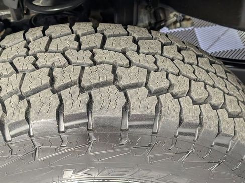 Used 2023 RAM 2500 Big Horn w/ Level 1 Equipment Group image 9