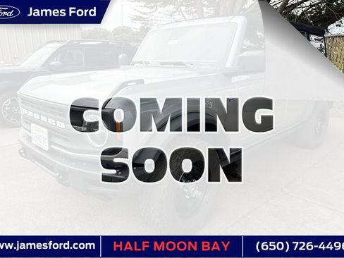Used 2022 Ford Bronco Black Diamond image 1