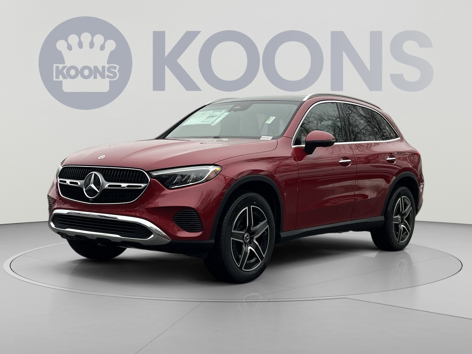 Used 2026 Mercedes-Benz GLC 300 4MATIC image 1