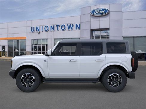 New 2025 Ford Bronco Outer Banks image 3