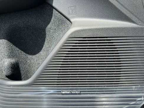 New 2026 Subaru Outback Touring XT image 27