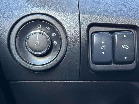 Used 2012 Ford Taurus Limited image 34