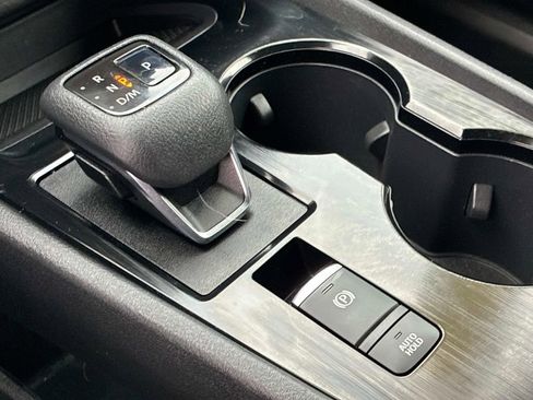 Used 2021 Nissan Rogue S image 27