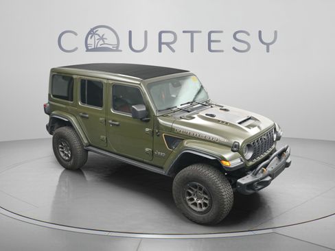 Used 2023 Jeep Wrangler Unlimited Rubicon 392 AWD/4WD image 18