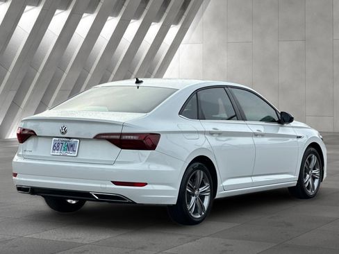 Used 2021 Volkswagen Jetta R-Line image 3