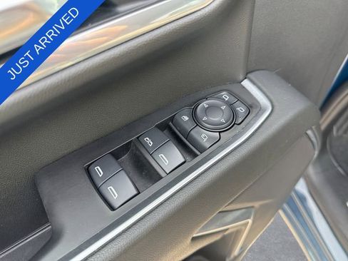 Used 2025 Chevrolet Silverado 2500 LT w/ Convenience Package AWD/4WD image 13